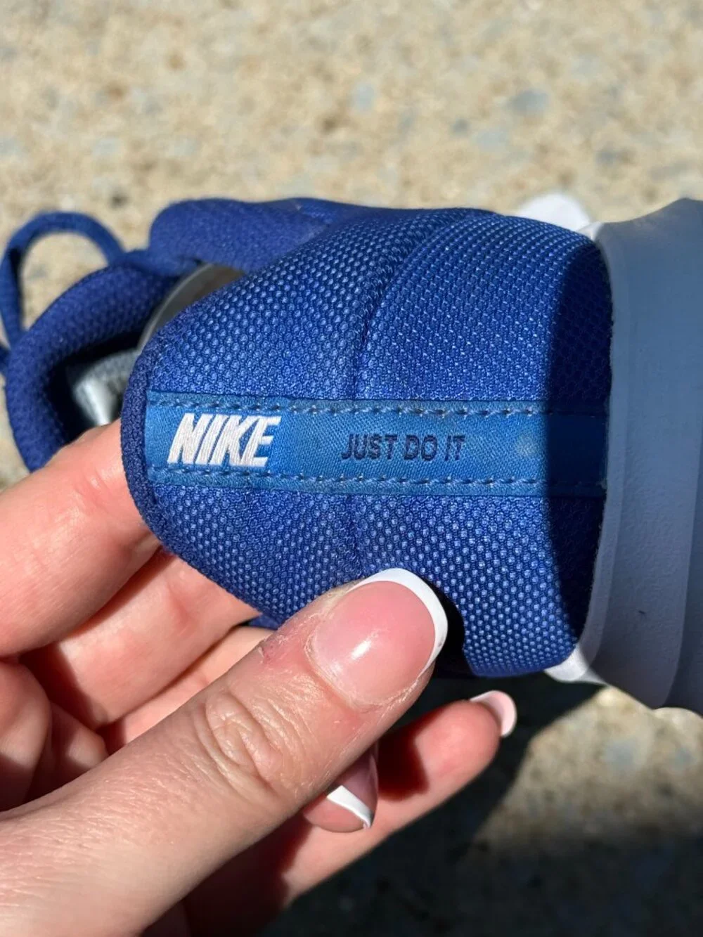 Nike Downshifter 9 GS 4Y Blue White Running Sneakers Sporty Y2K Athleisure 4104